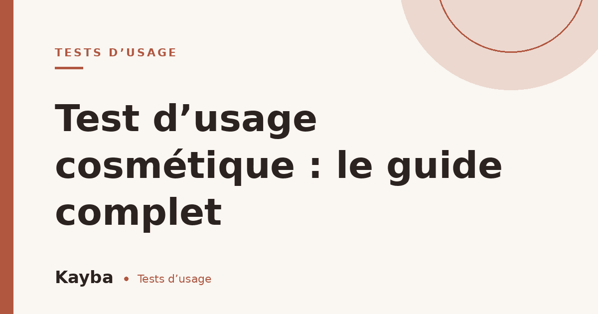 Consommatrice testant une crème cosmétique chez elle et remplissant un questionnaire sur son téléphone